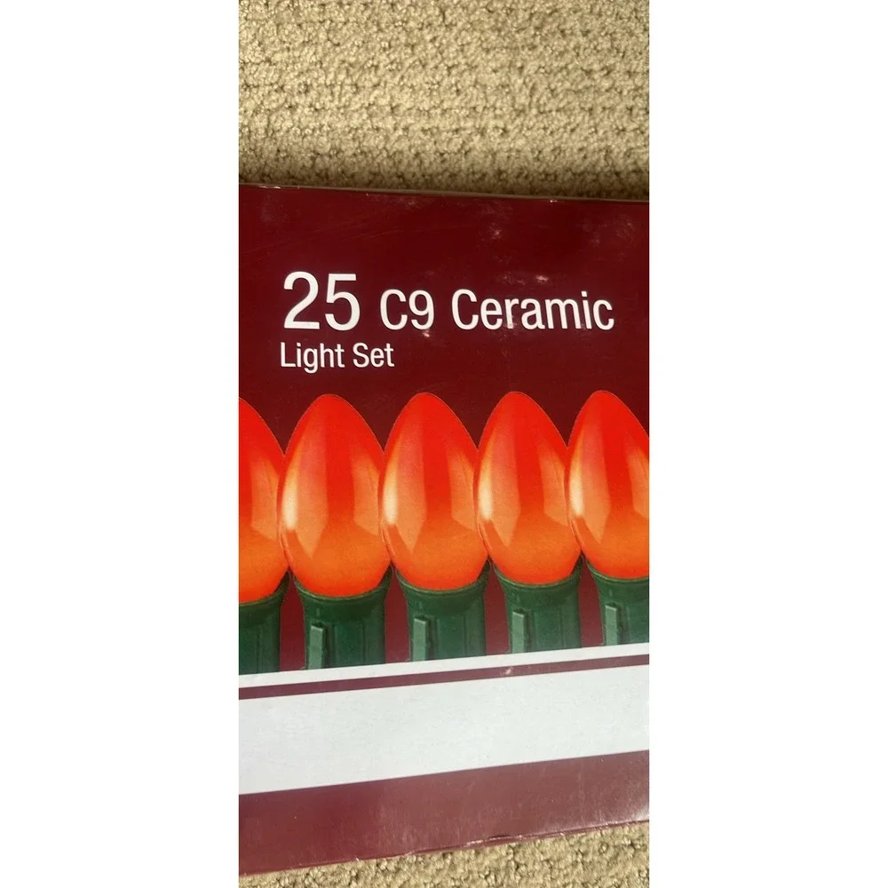 Enchanted Forest 25 C9 Ceramic Light Set Red Bulbs Green Wire Indoor Outdoor NIB
